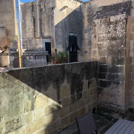 Art To Design La فندق مبيت وإفطار