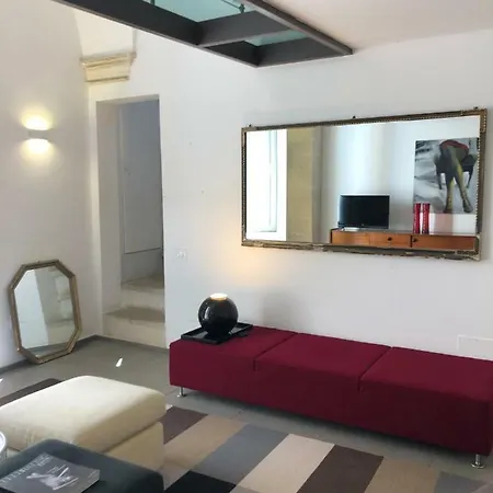 Bed & Breakfast Art To Design La